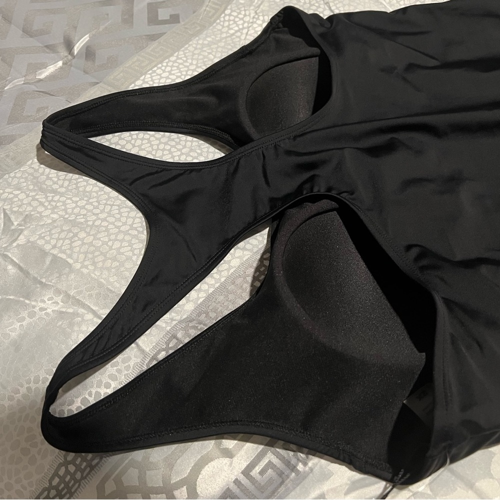 BRAND NEW -Nicole Miller Women’s Racer Back Bathing Suit. Size 2X. NWT - Picture 6 of 8
